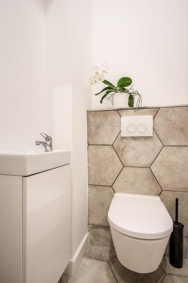 Bpr Kyanit Design Apartments With A/C 부다페스트 외부 사진
